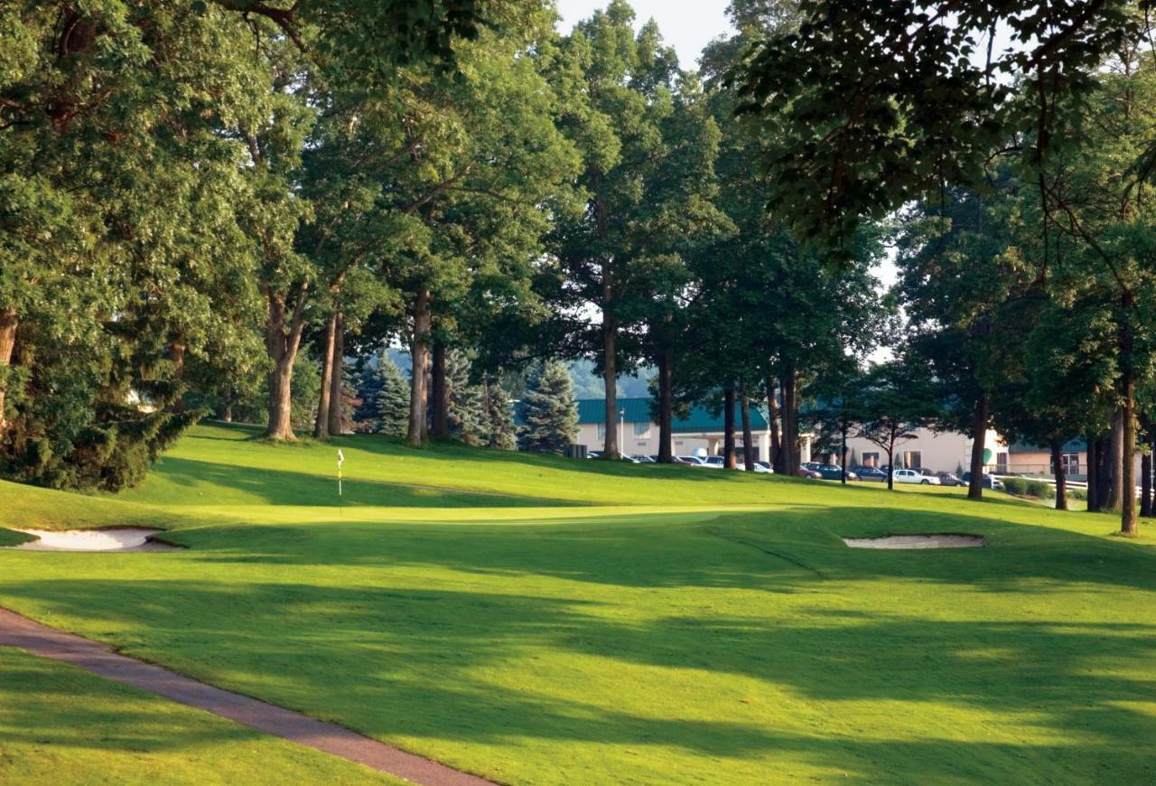 מורגנטאון Lakeview Golf Resort מראה חיצוני תמונה